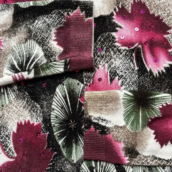 Vintage Beaded Sweater with sequins and beaded detailing - Picture 11 of 17